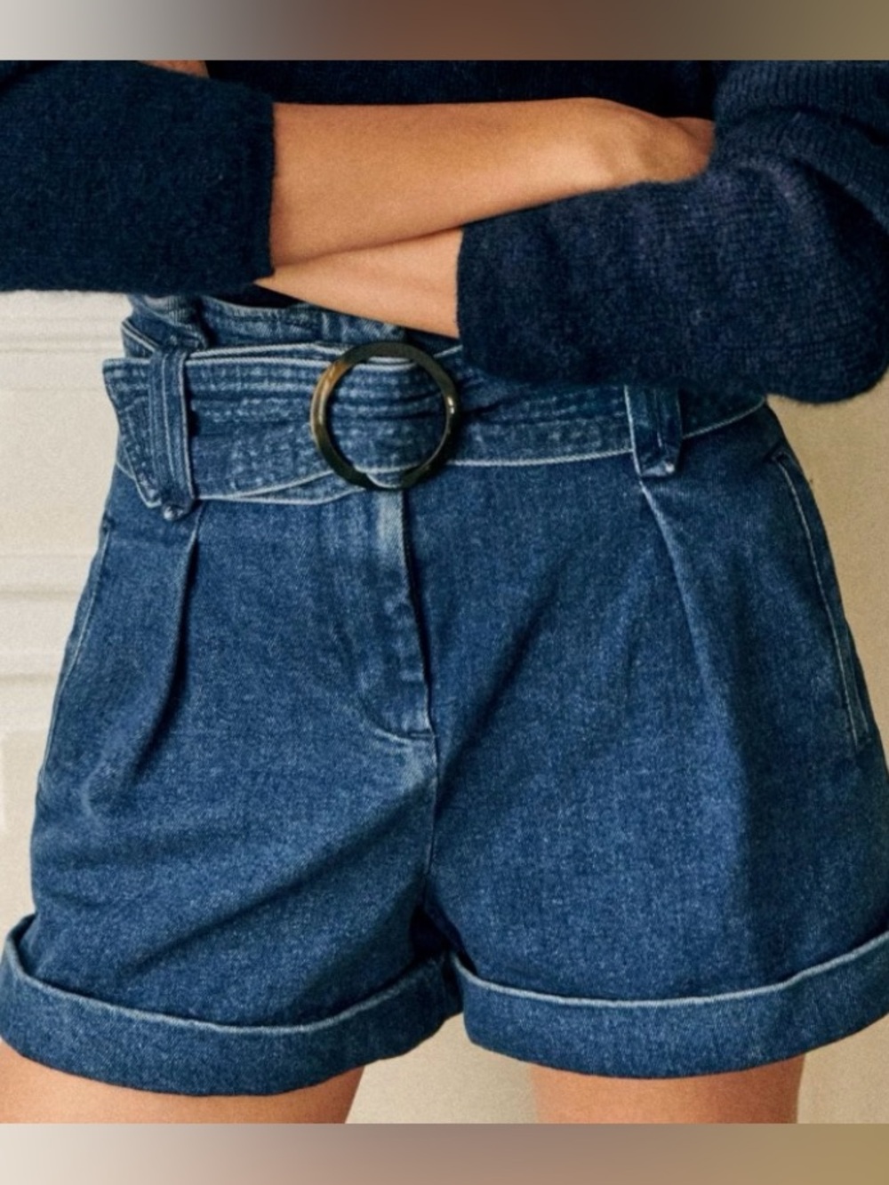 Sezane Rome shorts size 38 aka USA 6 denim blue belted paper bag high waisted